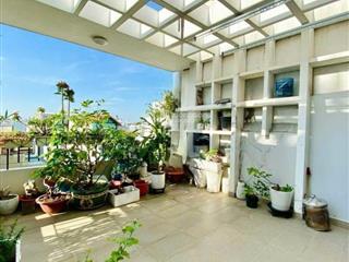 Chính chủ cần bán gấp 3mt huỳnh văn bánh, p11 quận phú nhuận. dt 8x19m nh 9m. trệt 2 lầu