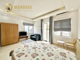Cho thuê chdv cao cấp 1wc  1wc  bancong  view landmark 81  gần ngã tư hàng xanh  hẻm oto