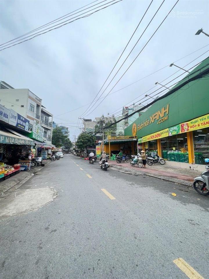 Bán nhà ngay công viên phần mềm quang trung. nhà 3pn hẻm xe hơi 5m, giá 3,x tỷ tl