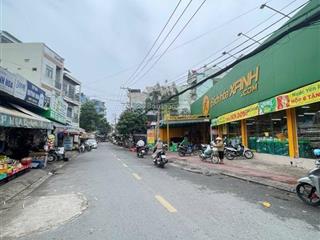 Bán nhà ngay công viên phần mềm quang trung. nhà 3pn hẻm xe hơi 5m, giá 3,x tỷ tl