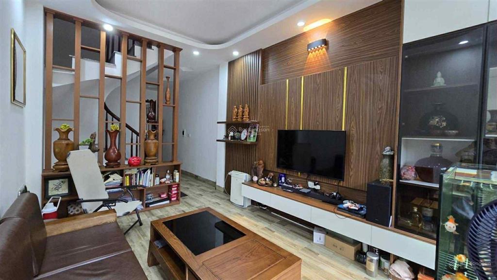 Bán nhà đẹp la khê tầng 5 có không gian chill, thưởng trà