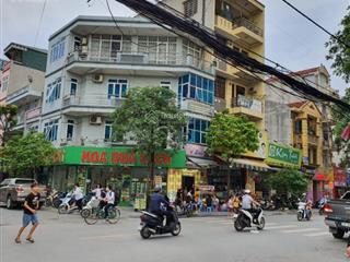 Hiếm khi bán , ngô thì nhậm hà đông, 55m2, 3 tầng, mt 6.5, ô tô đỗ cửa, giá chỉ hơn 9 tỷ