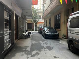 Hiếm bán, ngô thì nhậm 52m2, mặt tiền 6.5m, ô tô, chỉ hơn 9 tỷ