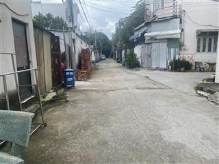 Bán nhà 2 tầng phân lô ô tô tránh hoàn công chỉ 4.7 tỷ