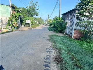 Bán lô đất siêu đẹp ngay bệnh viện cần đước, long an, giá 586triệu, 115m2, shr, full thổ.