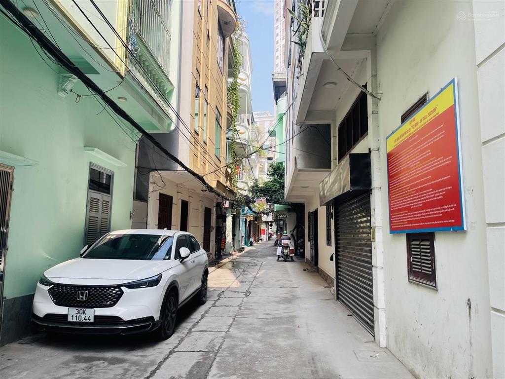 Phân lô tân mai ô tô vào nhà 7 tầng thang máy sát phố.