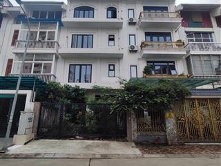 Siêu phẩm phân lô phú thượng 122 m2, 5 tầng, mt 6.5 m, 2 mặt tiền ô tô. vip 27.5 tỷ !