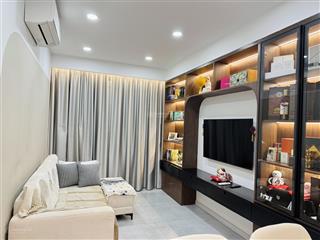 Bán gấp căn hộ 2pn giá hot  saigon south residences