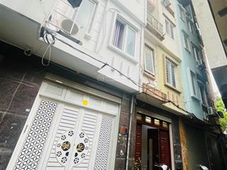Nhà 5 tầng yên hòa. giá 9tỷ1 diện tích 40m2