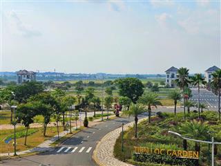 Chỉ còn 1 lô duy nhất đối diện trường học liên cấp, sau lưng là toà nhà căn hộ cho thuê
