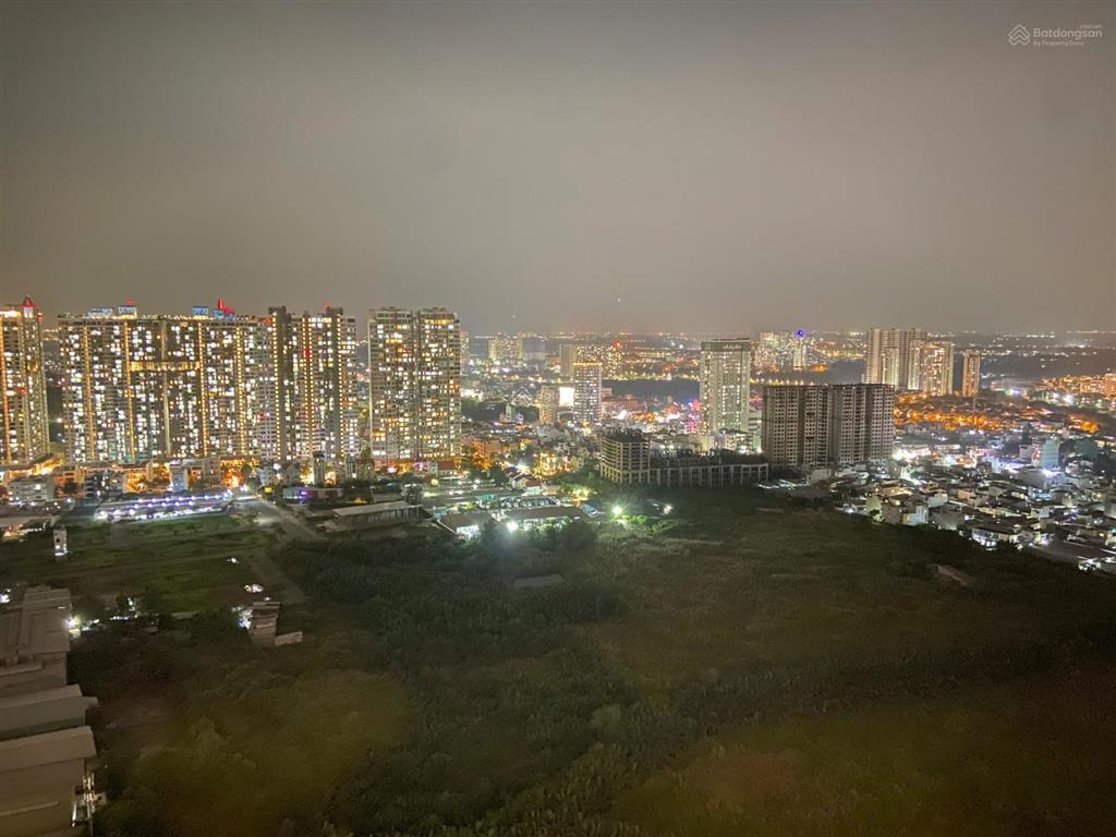 Bán gấp q7 riverside 2pn2wc chỉ 3.8 tỷ full nội thất view đẹp. hiện nhà đang trống