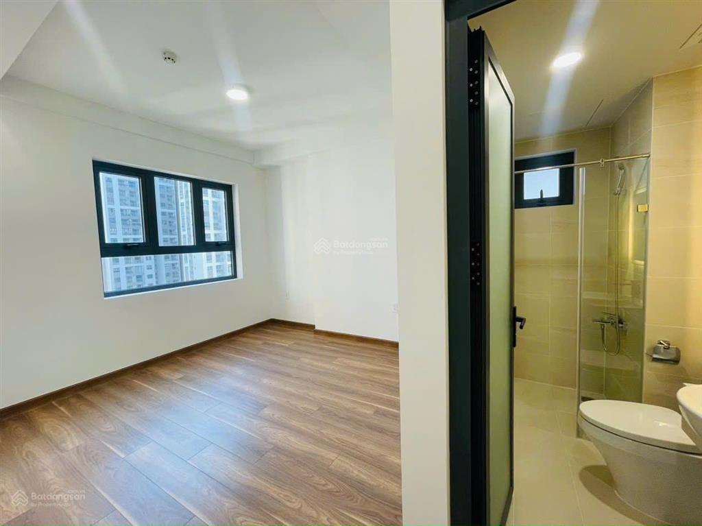 Bán gấp q7 riverside 2pn2wc chỉ 3.8 tỷ full nội thất view đẹp. hiện nhà đang trống
