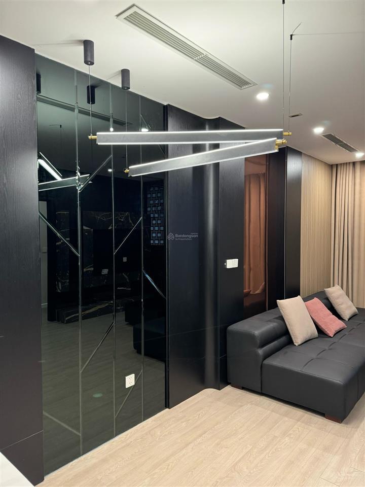 Em chính chủ căn 1401 2pn 77,5m2 view đẹp hướng nam nhà thiết kế hiện đại tại dự án the nine