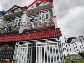 Bán gấp căn nhà giá ưu đãi để trả nợ xấu cô mai
