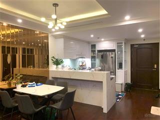 Chính chủ toà a, hc golden city, view đường hồng tiến cực đẹp, full nội thất cao cấp hơn 350tr ạ