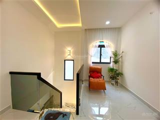 Kẹt tiền bán gấp nhà mặt tiền chính chủ quận 8 dt 200m2  đường 20m 15 tỷ giá tốt t6/2025