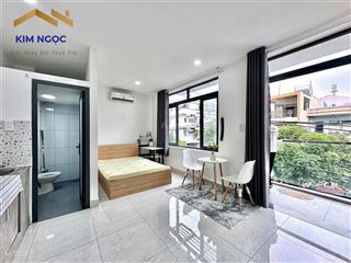 Căn hộ dịch vụ đầy đủ tiện nghi ở tân phú, ban công, full nội thất, gần âu cơ trường chinh tân bình