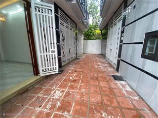 Duy nhất rẻ nhất trong đê  nhà 5 tầng tiện ích ngập tràn gần bến xe yên nghĩa ga tàu điện trên cao