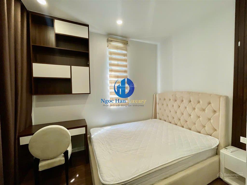 Hót ! giá 25 triệu/ tháng biệt thự san hô, full nội thất, cạnh hồ 24,5ha