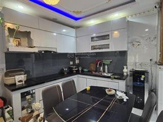 Nhà ngang 5.3m  4 tầng  1/ bến lội  đường 8m xe tải  khu cai tầng dân trí  gần go  aeon mall