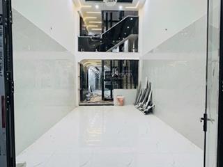 4x17m  5 tầng hiện đại  7pn  thang máy  tặng full nội thất  đường xe hơi tân hài đông giáp q6