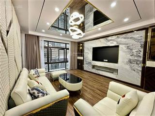 Khu đất vàng! nhà nguyễn chí thanh phân lô ô tô,có gara, kinh doanh đỉnh ở vip dt 800tr/năm 55m2*6t