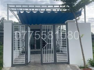 Nhà mới Bình Minh, 105m2 tc, có hđ thuê 3 tr/th, cạnh trường Trịnh Hoài Đức