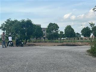 Lô góc trục chính khu đô thị,view trung tâm thương mại, gần công viên, giá hơn 12 tỷ cho gần 200m2