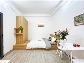 Cho thuê căn hộ nhà mới 100% full nội thất yên tĩnh sạch sẽ nhà mới ken gần vòng xoay dân chủ