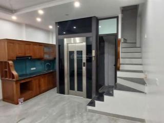 Bán nhà liên mạc, 6 tầng, thang máy, gần ô tô tránh giá nhỉnh 5 tỷ