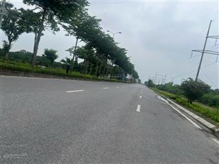 Anh dương gửi bán, nhà tây tựu 36m2, 4 tầng, 4pn giá 5 tỷ