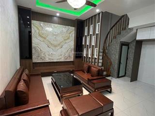 Cô hoan gv cấp 3 minh khai nhờ bán, nhà ngõ 136 cầu diễn 53m2, giá 7.x tỷ