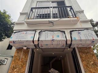 Chính chủ nhờ bán nhà đơn lập, 35m² trung tâm thượng cát giá nhỉnh 5 tỷ