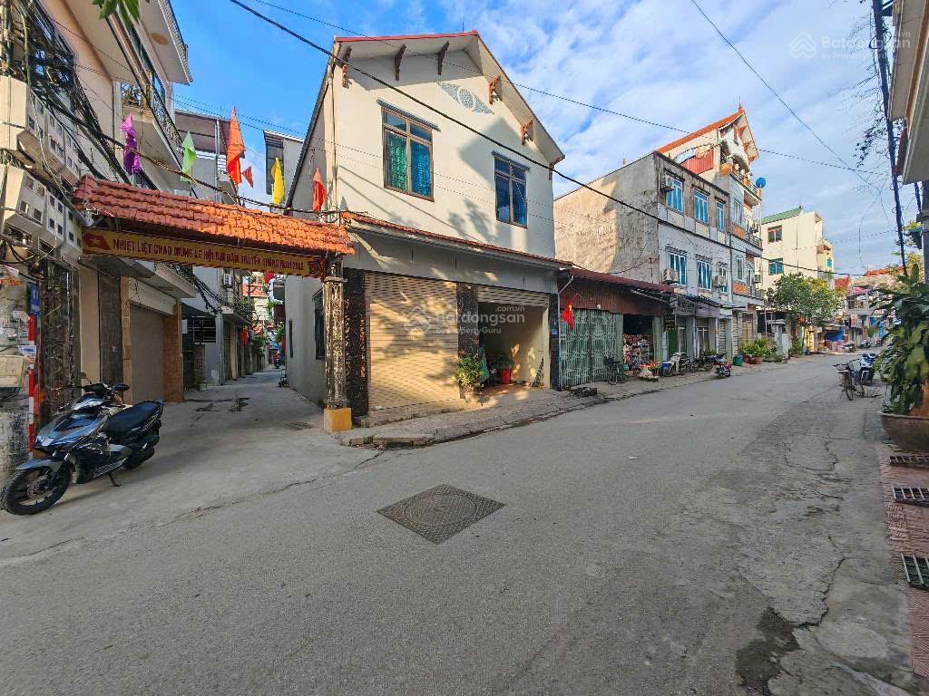 Anh sơn gửi bán  nhà cấp 4 tây tựu, ô tô 7 chỗ đỗ cửa, 30 ra phố giá nhỉnh 4 tỷ