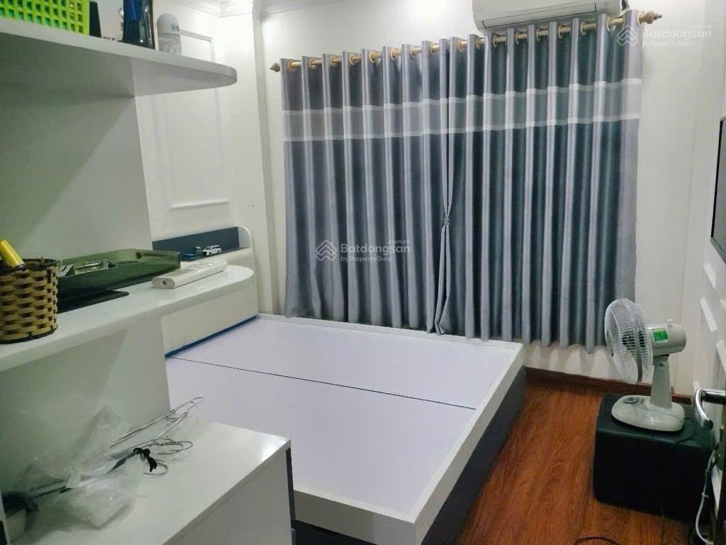 Bán nhà mới liên mạc  cạnh hồ điều hòa, ô tô đỗ ngày đêm, 5 tầng full nội thất giá nhỉnh 5 tỷ