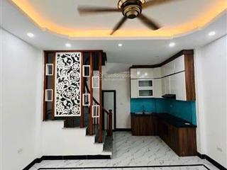 Bán nhà liên mạc dân xây 5 tầng  vf3 đỗ cửa, giá hơn 5 tỷ