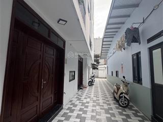 Bán nhà mới phố đàm quang trung ngõ nông xe 7 chỗ đỗ cổng