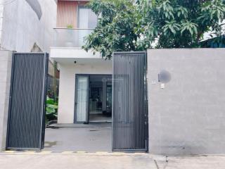 Villa sân vườn 3 tầng, 214m2, phú mỹ q7, 50m ra mt đường chuyên dùng 9.