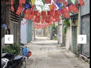 Bán đất thổ cư quyết tiến  vân côn, giá 3.xx tỷ, ô tô 16 chỗ thông