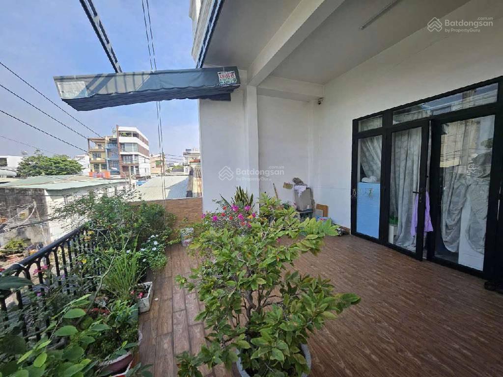 Bán nhà tỉnh lộ 10  6x18 111m2  hẻm 6m  giá 8,x tỷ  bình tân