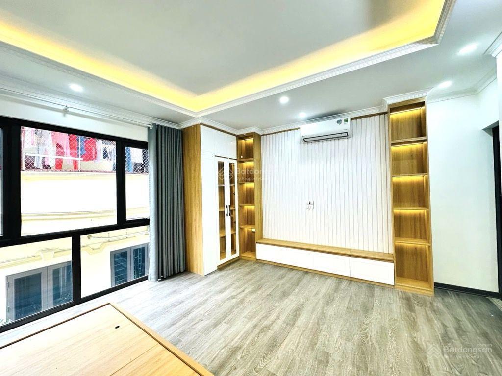 Ngọa long, 5 tầng, 6,35 tỷ, full nội thất, ở luôn