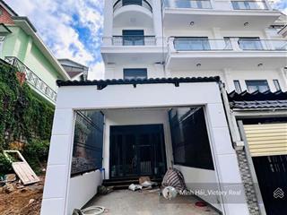 Nhà phố mới hoàn thiện (có thang máy) 4 lầu. dt 94.5m2 (4x23m). cách hồ xuân hương chỉ 1km