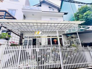 Bán nhà kiên cố đẹp giá rẻ đường lữ gia đà lạt ngang 10m, sổ riêng, hoàn công đầy đủ