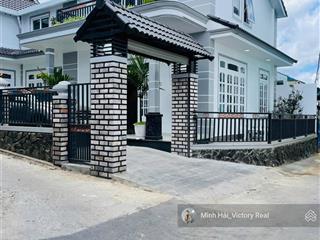Bán villa 3 mặt tiền giá tốt đường nguyễn siêu, p.7 gần chợ, sân ô tô, diện tích rộng chỉ 10.9 tỷ