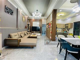 Hàng hiếm bán nhà tâm huyết hẽm ô tô, dt  90m2 đường hùng vương,p10,phường lâm viên, đà lạt