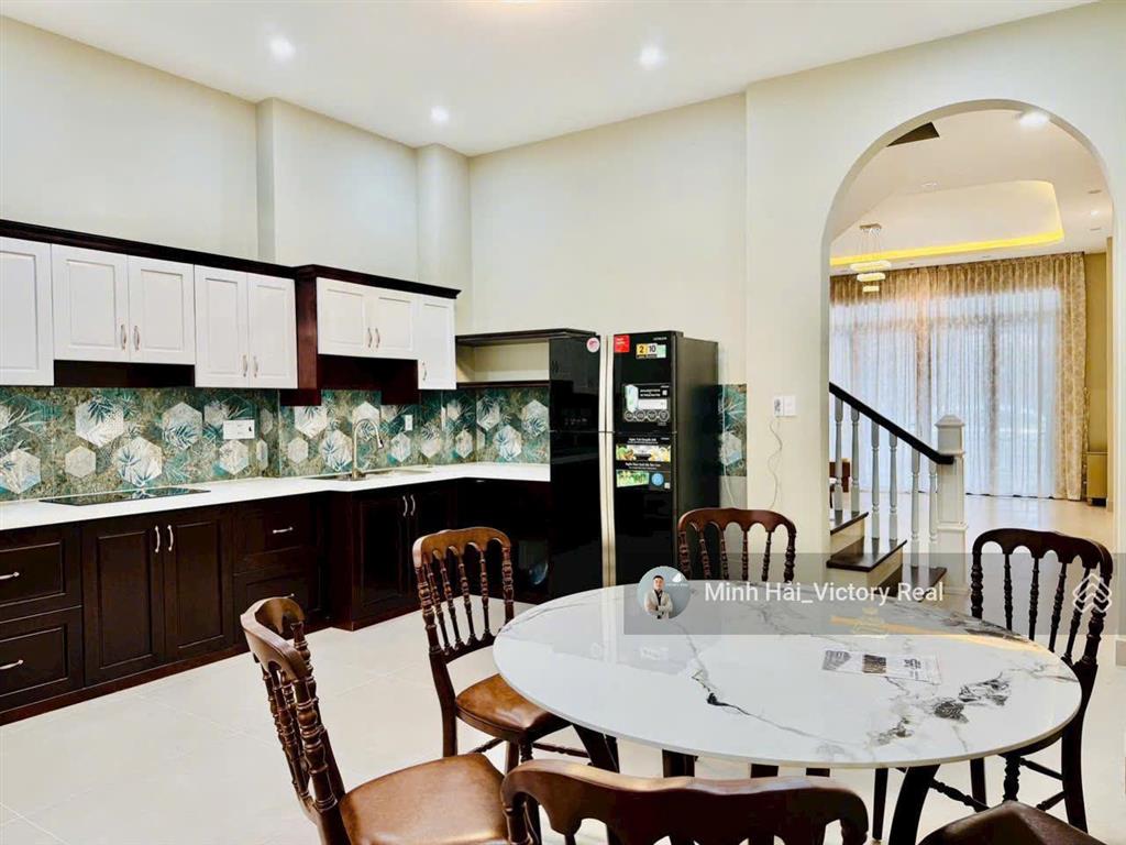 Bán nhà phố mặt tiền mạc đĩnh chi, p. 04, phường xuân hương đà lạt, sổ hồng riêng