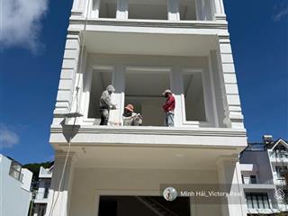 Bán nhà phố mặt tiền đường an sơn, đà lạt 3 tầng, 5pn, sổ hồng riêng, giá chỉ 9.3 tỷ