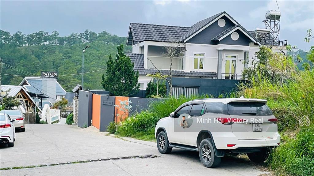 Bán villa/biệt thự đường ô tô lớn hoàng hoa thám, p10. dt 300m2 (10x30m) view thông xanh