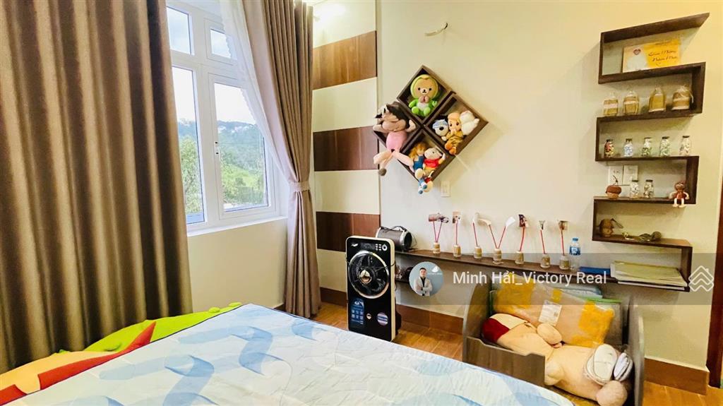 Bán villa/biệt thự đường ô tô lớn hoàng hoa thám, p10. dt 300m2 (10x30m) view thông xanh