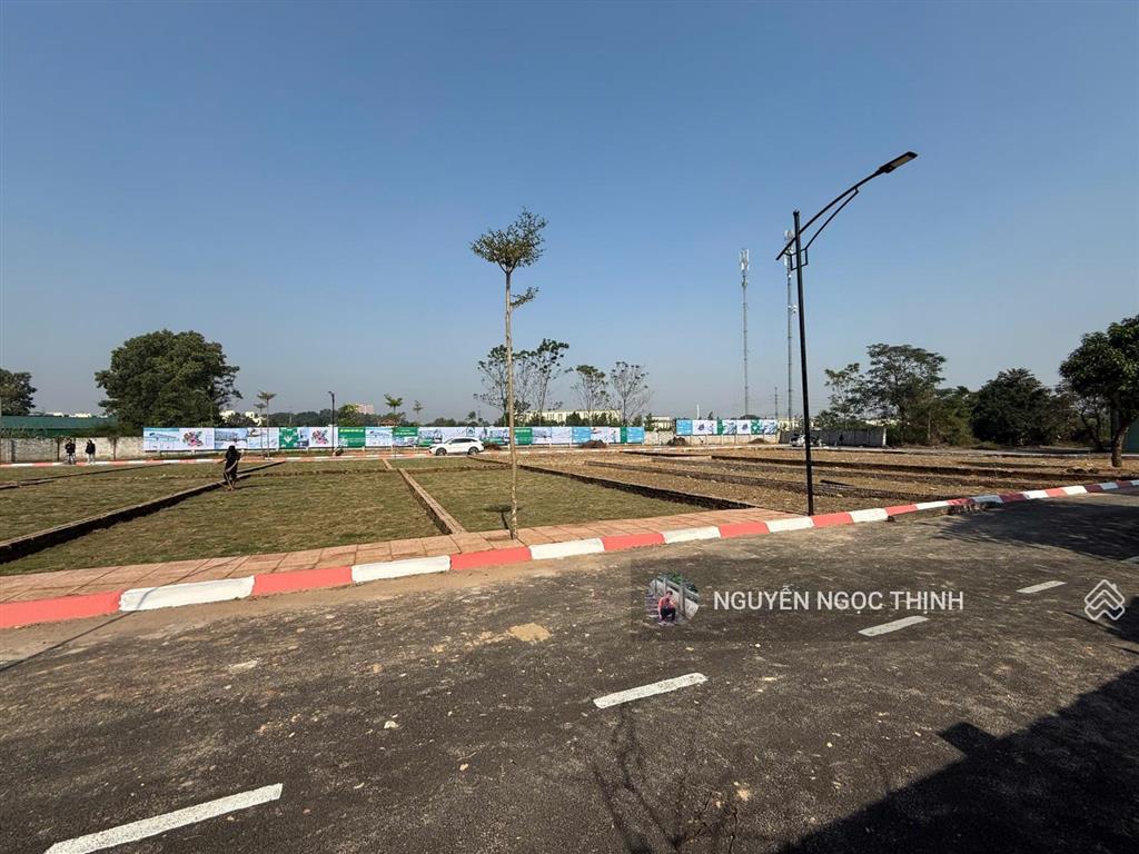 Lô góc 165,2m² tđc vai réo  hòa lạc full thổ cư